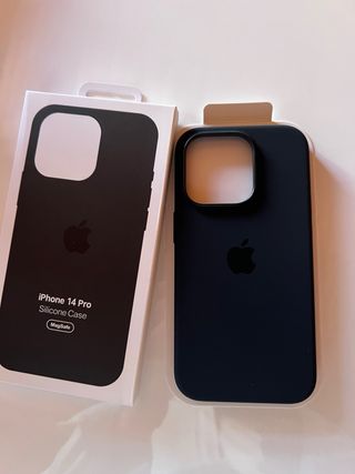 Cover iPhone 14 Pro Silicone MagSafe Black