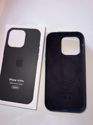 Cover iPhone 14 Pro Silicone MagSafe Black