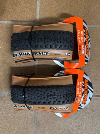 2 Cubiertas Maxxis Rekon 29x2.25