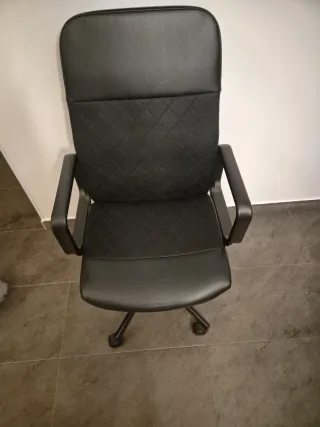 Silla Ikea Renberget Negra