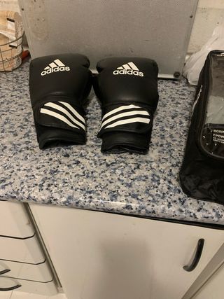 Guantes de Boxeo Adidas Negros
