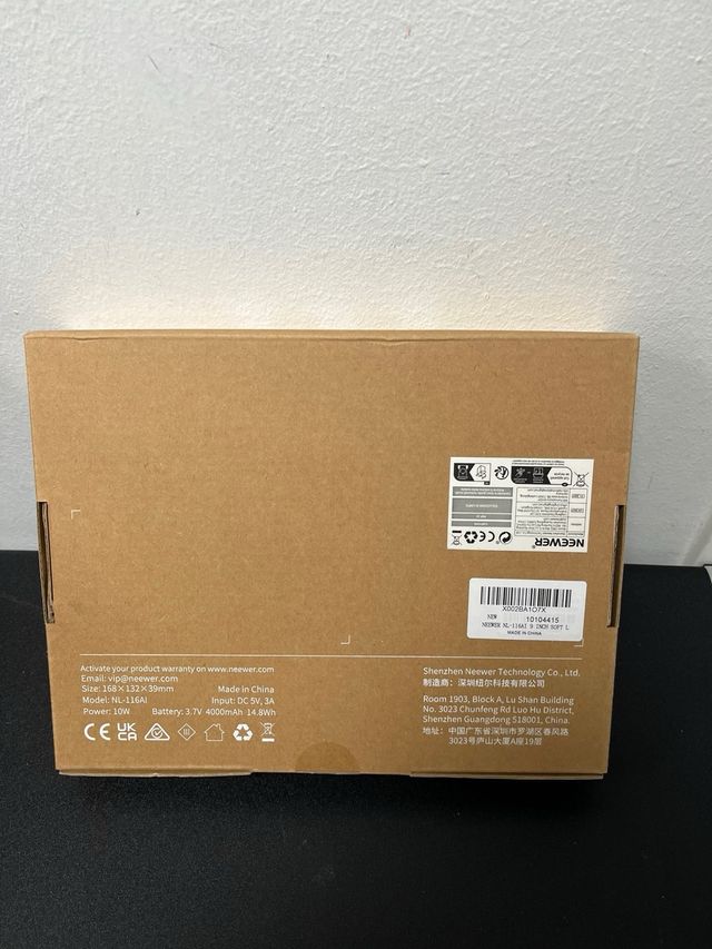 Neewer NL-116AI Luz LED 9 Soft Light