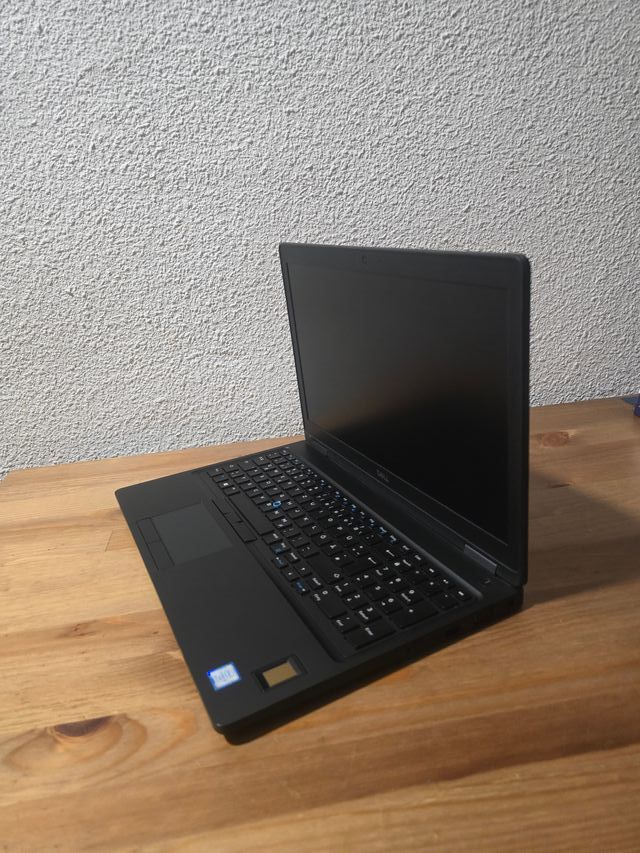 Dell Latitude 5590 i7 | 16GB RAM | 512GB SSD | Gar