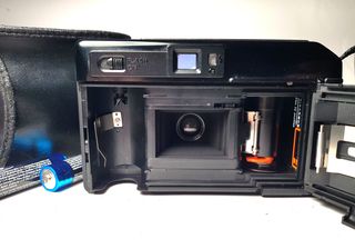 Canon AF 35 M II + Funda + Pilas