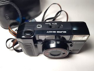 Canon AF 35 M II + Funda + Pilas