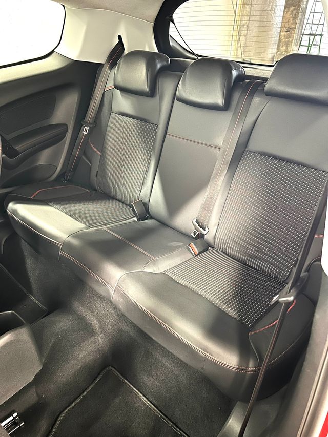 Peugeot 208 1.2 PureTech GT Line