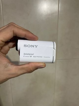 Fotocamera Sony Splashproof 13.5 MP SteadyShot