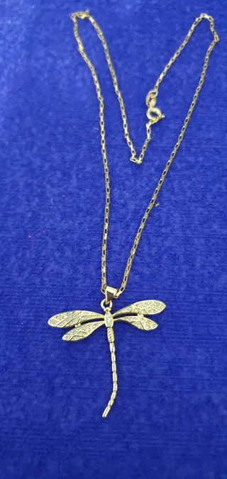 Cadena con colgante libélula oro