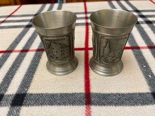 Set di 2 bicchieri di zinco intagliati