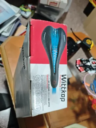 Sillín Wittkop Medicus Airflow Negro