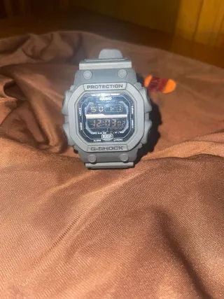 Reloj Casio Gris