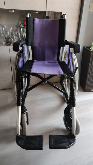 Silla de ruedas plegable