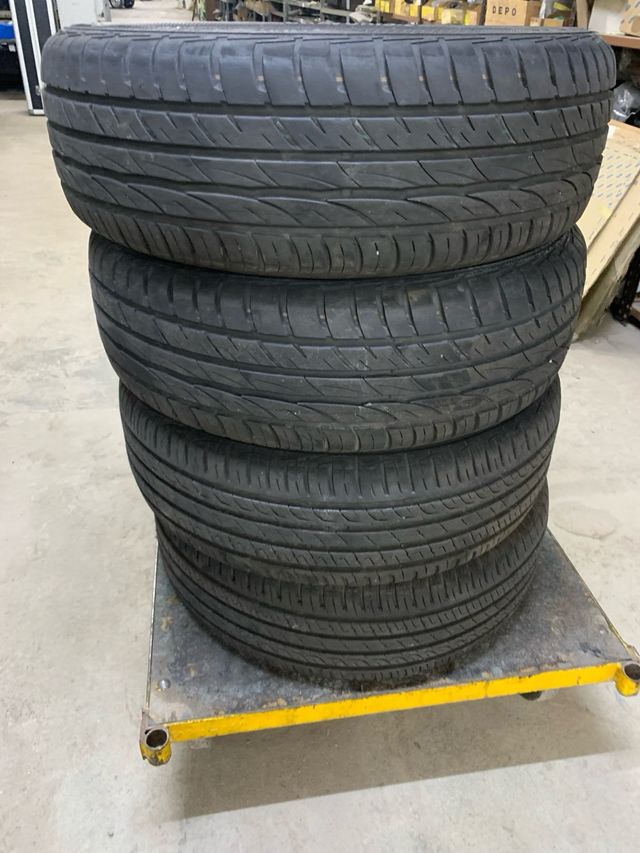 4 Neumáticos 205/60 R16