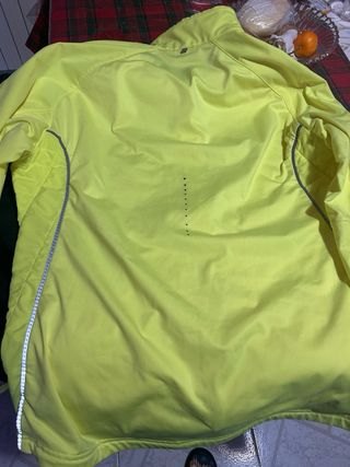 Giacca ASICS trapuntata gialla