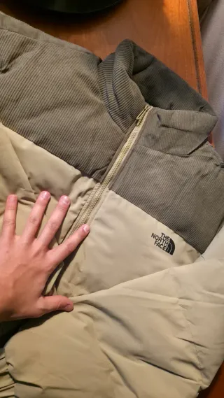 Chaqueta The North Face Talla L Beige/Gris