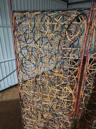 Biombo de mimbre decorativo