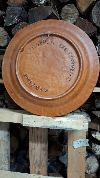 Cerámica del Convento J.M. Plato Decorativo
