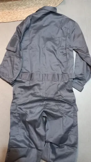 Mono militar Talla L