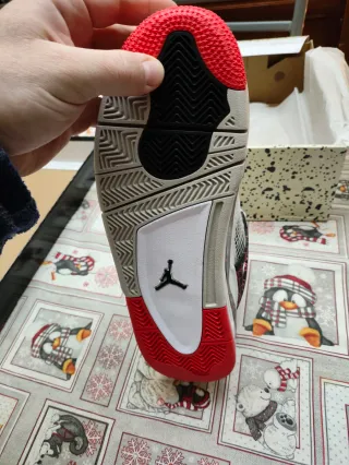 Negogiable Nike Air Jordan 4 Retro Talla 42