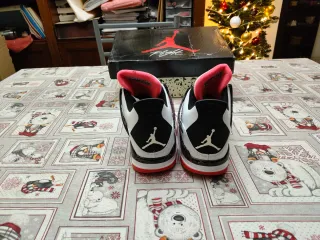 Negogiable Nike Air Jordan 4 Retro Talla 42