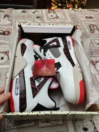 Negogiable Nike Air Jordan 4 Retro Talla 42