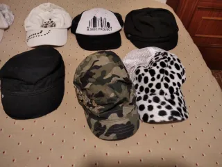 Lote de Gorras Variadas a solo 3€,cada una a elegí
