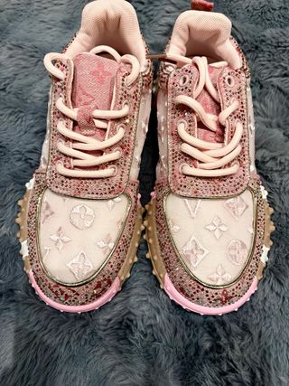 Zapatillas rosas con cristales