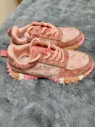 Zapatillas rosas con cristales
