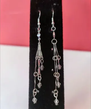 Pendientes largos plateados