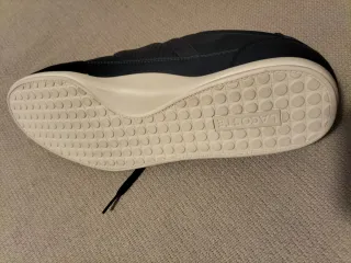 Zapatos Lacoste Azul Marino con Etiquetas