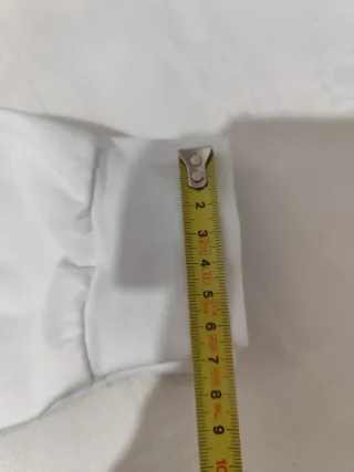 Sudadera blanca con encaje