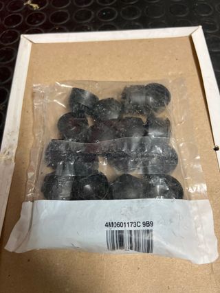 30 Tapones tornillos rueda AUDI