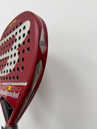 Pala de pádel Bullpadel AXYM