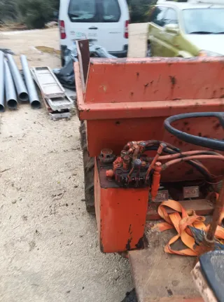 Dumper de carga marca ausa
