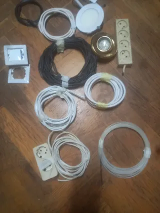 Cables eléctricos y regleta Vendo cambio