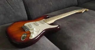 Guitarra Eléctrica Stratocaster