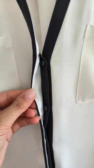 Camisa H&M Blanca y Negra Talla 44 46