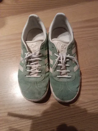 Zapatillas Adidas Gazelle Verde y Blanco