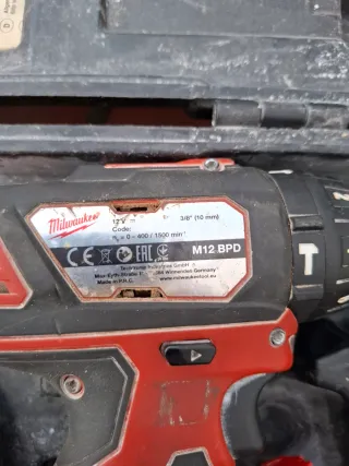 Taladro Milwaukee M12 BPD