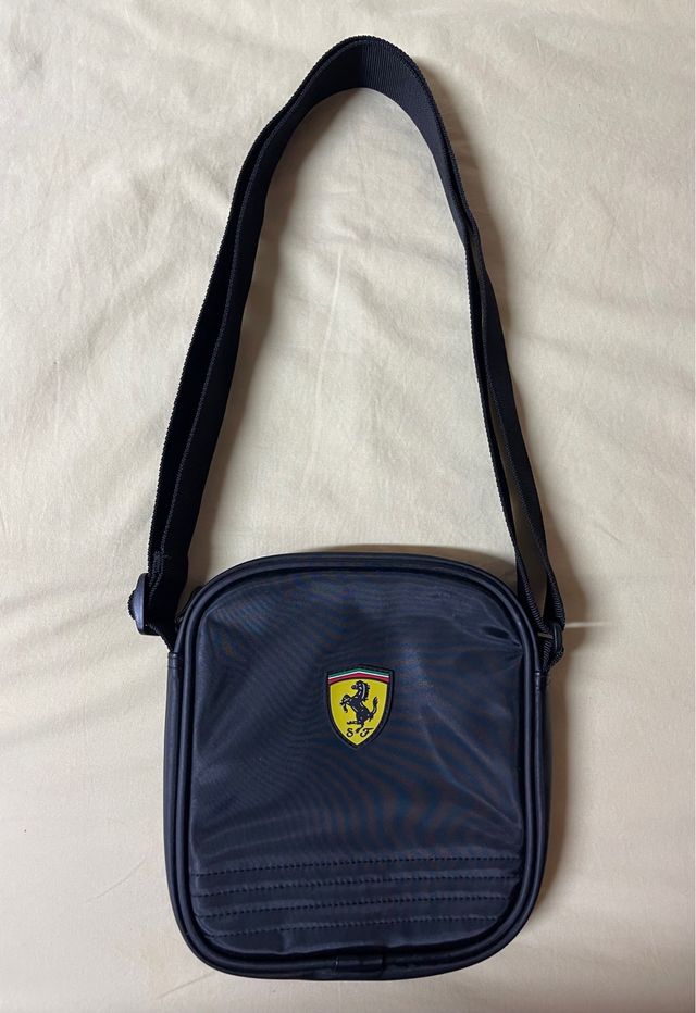 Bolso Bandolera Ferrari Negro