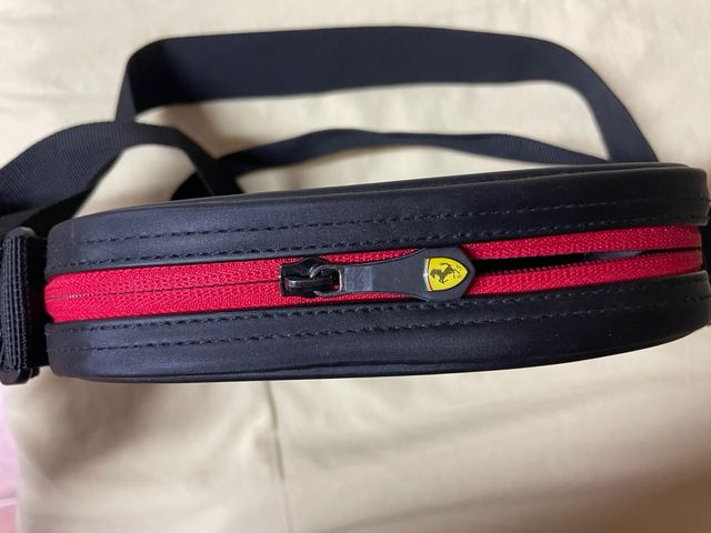 Bolso Bandolera Ferrari Negro