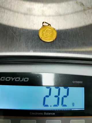 Colgante Medalla Oro