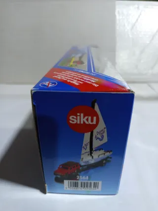 Mercedes G65 con barco y remolque de Siku