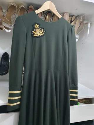 Vestido Verde Militar Largo Asimétrico