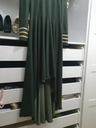 Vestido Verde Militar Largo Asimétrico