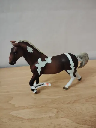 Figure di Cavalli Schleich: 2 cavalle e 1 stallone