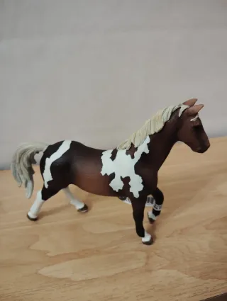 Figure di Cavalli Schleich: 2 cavalle e 1 stallone