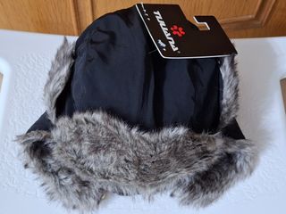 Gorro polar hombre NUEVO negro con pelo. TIJUANA