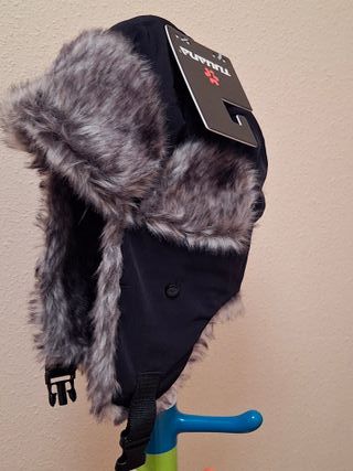 Gorro polar hombre NUEVO negro con pelo. TIJUANA