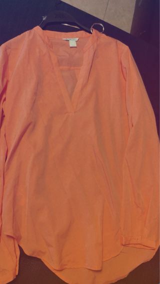 Blusa satinada blanca talla M